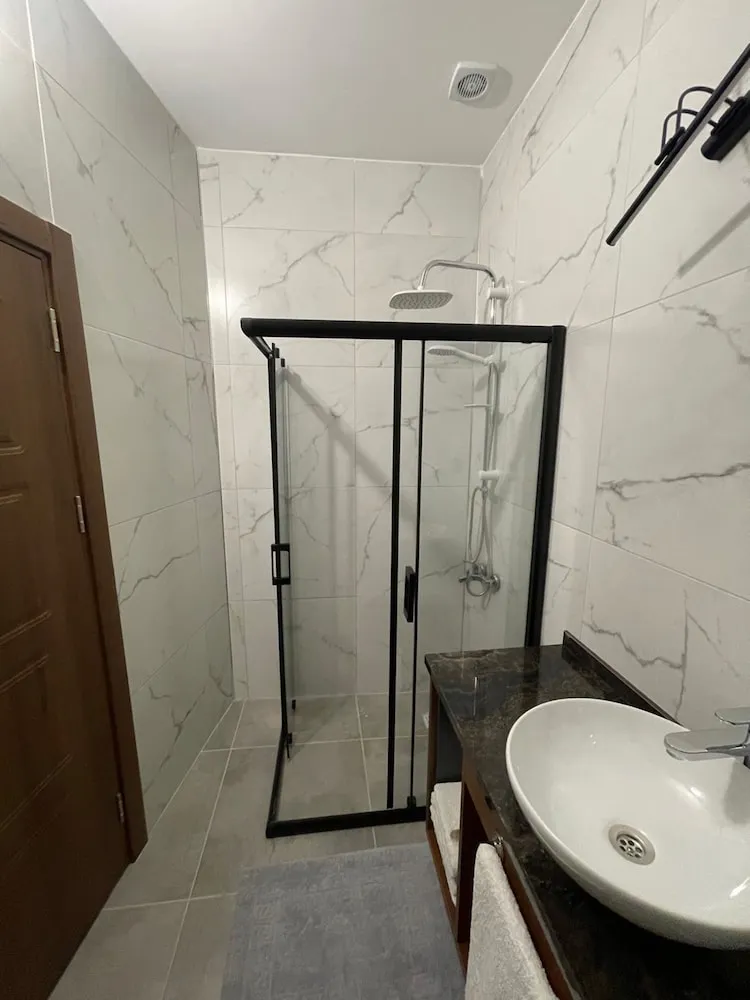 Basic Tek Büyük Yataklı Oda, 1 Yatak Odası, Dağ Manzaralı