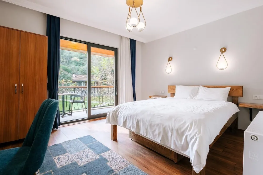 Standard Tek Büyük Yataklı Oda, Nehir Manzaralı