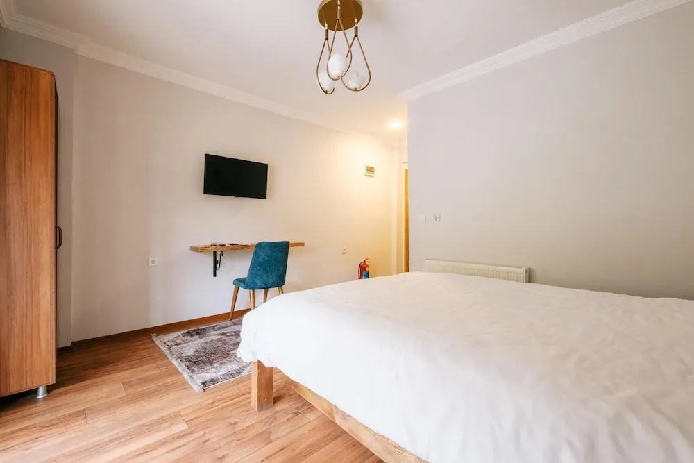 Standard Üç Kişilik Oda, Nehir Manzaralı