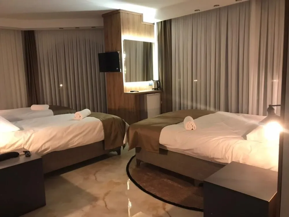 Deluxe Dört Kişilik Oda, Şehir Manzaralı