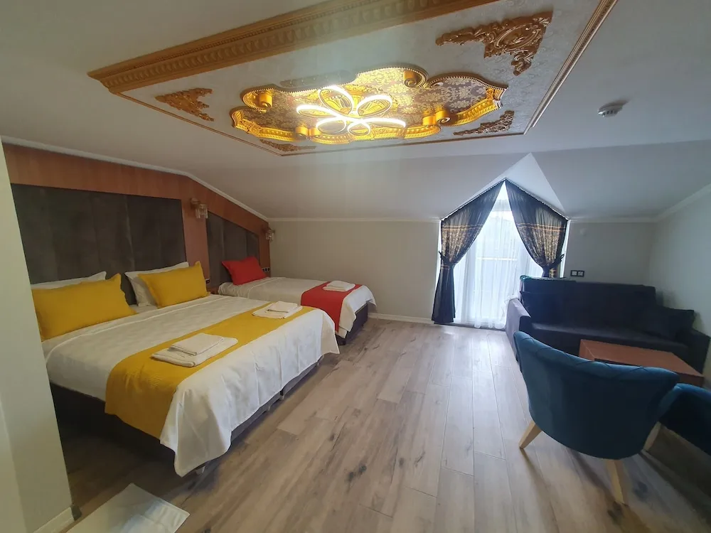 Superior Üç Kişilik Oda