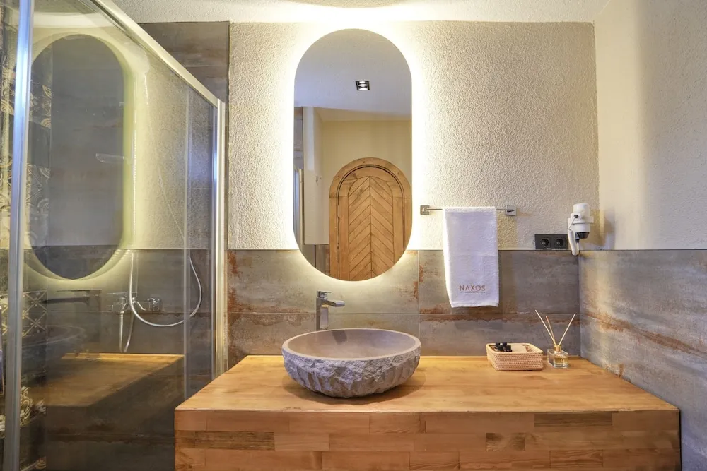 Deluxe Oda, 1 Yatak Odası, Deniz Manzaralı, Denize Sıfır