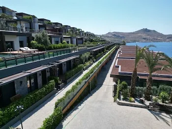 Gala Suites & Villas