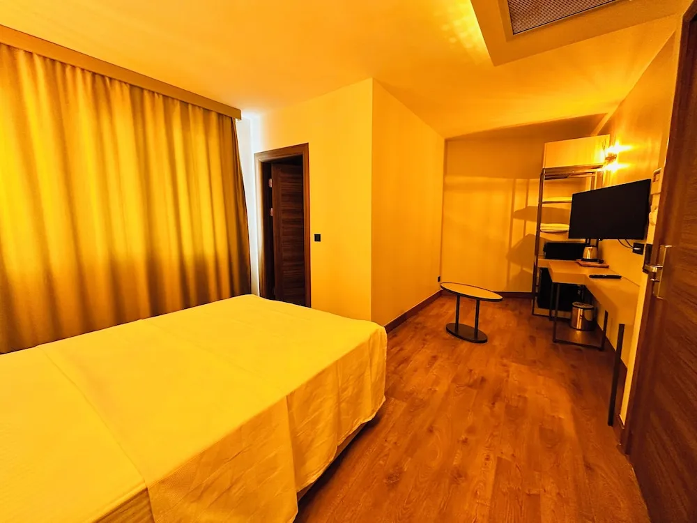Deluxe Stüdyo Süit