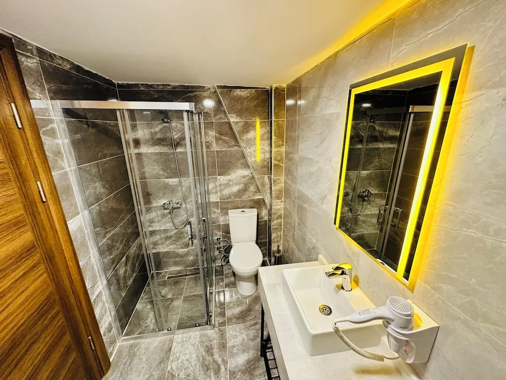Deluxe Stüdyo Süit