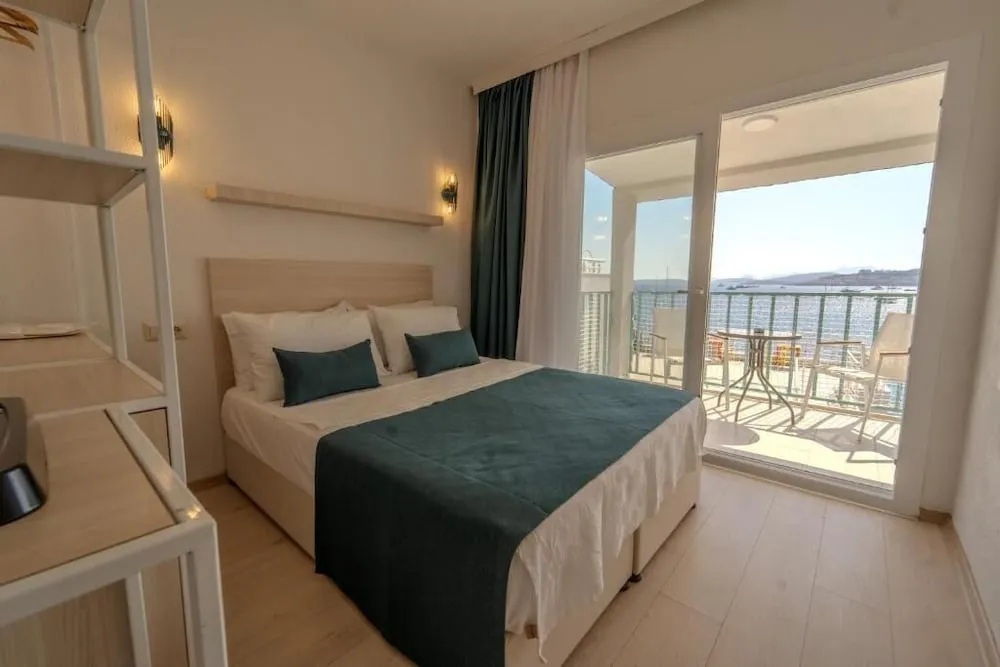 Standard Oda, Deniz Manzaralı