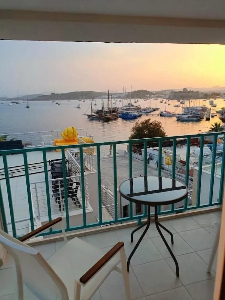Standard Oda, Deniz Manzaralı