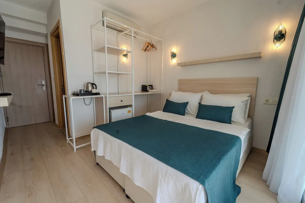 Deluxe Oda, Kısmi Deniz Manzaralı