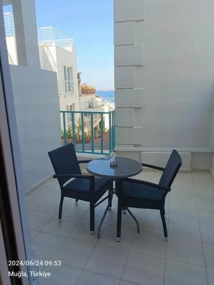 Deluxe Oda, Kısmi Deniz Manzaralı