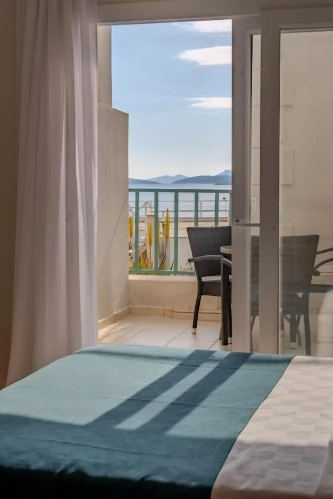 Deluxe Oda, Kısmi Deniz Manzaralı