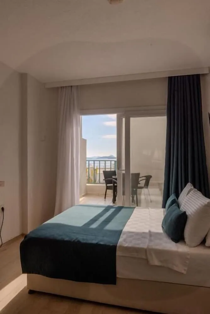Deluxe Oda, Kısmi Deniz Manzaralı
