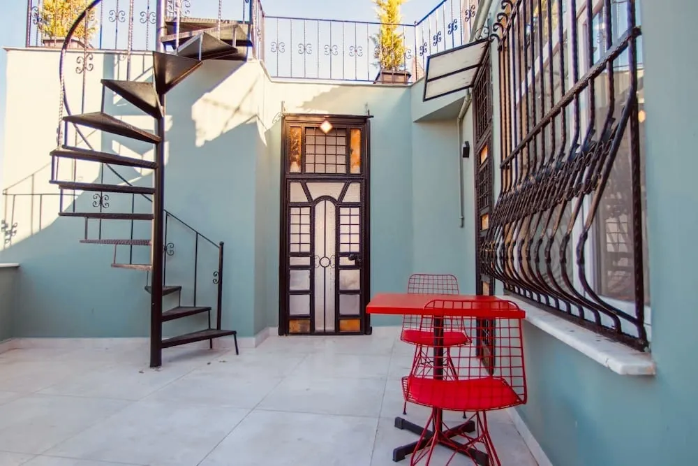 Superior Queen Room - with Balcony