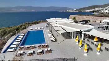 Ni Marin Hotel