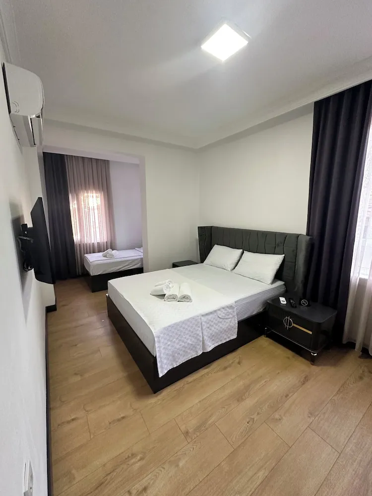 Standard Üç Kişilik Oda, Sigara İçilmez, Şehir Manzaralı