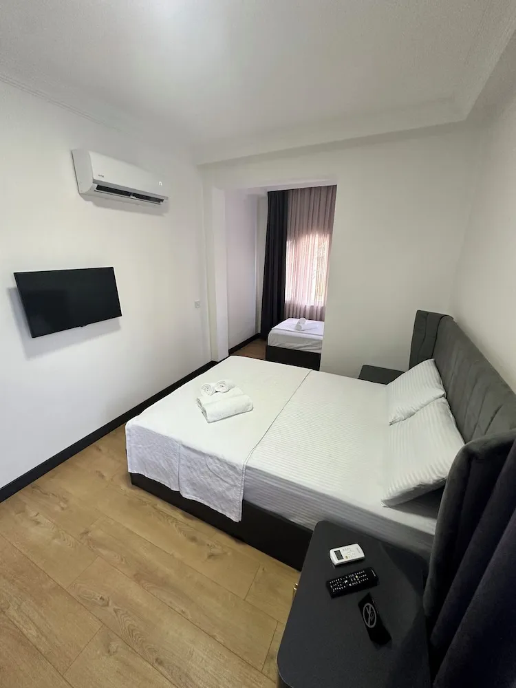 Standard Üç Kişilik Oda, Sigara İçilmez, Şehir Manzaralı