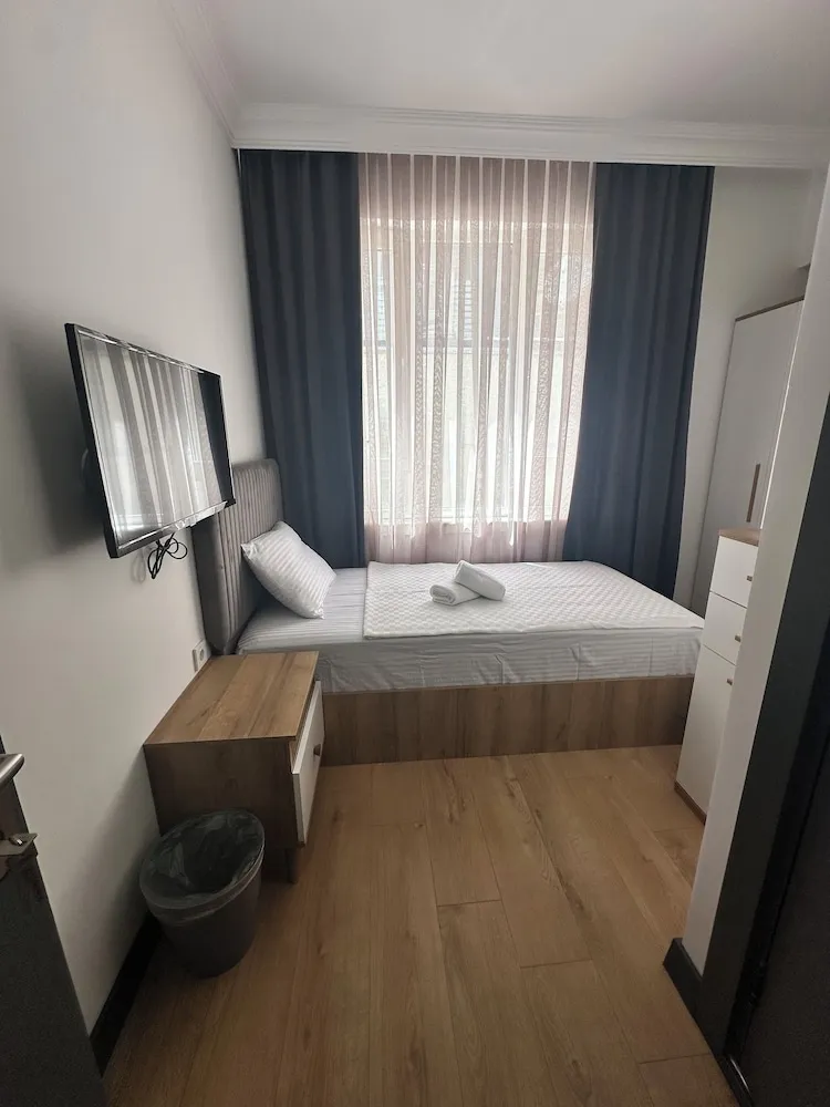 Standard Tek Kişilik Oda, Sigara İçilmez, Şehir Manzaralı