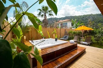 Çıralı Hestia Lodge