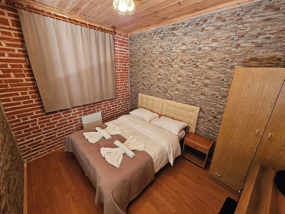 Standard Economy Room