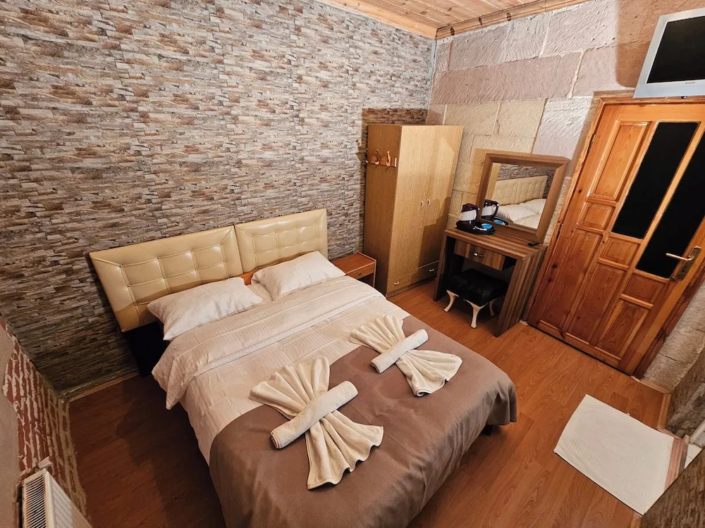 Standard Economy Room