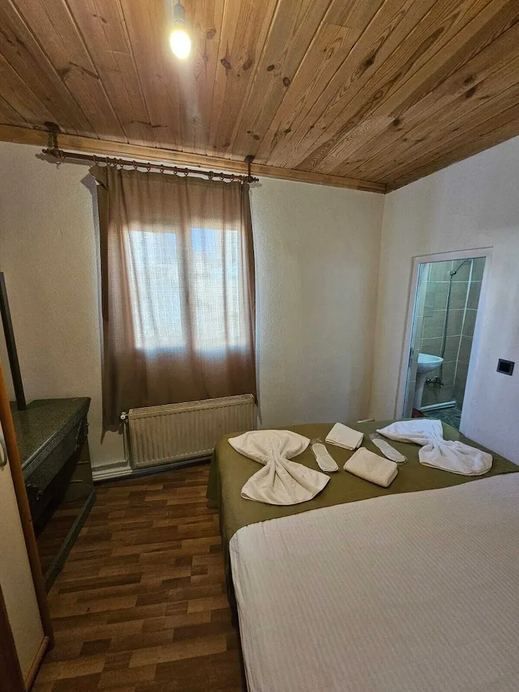 Standard Economy Room