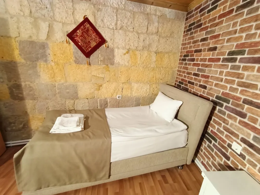 Standard Üç Kişilik Oda