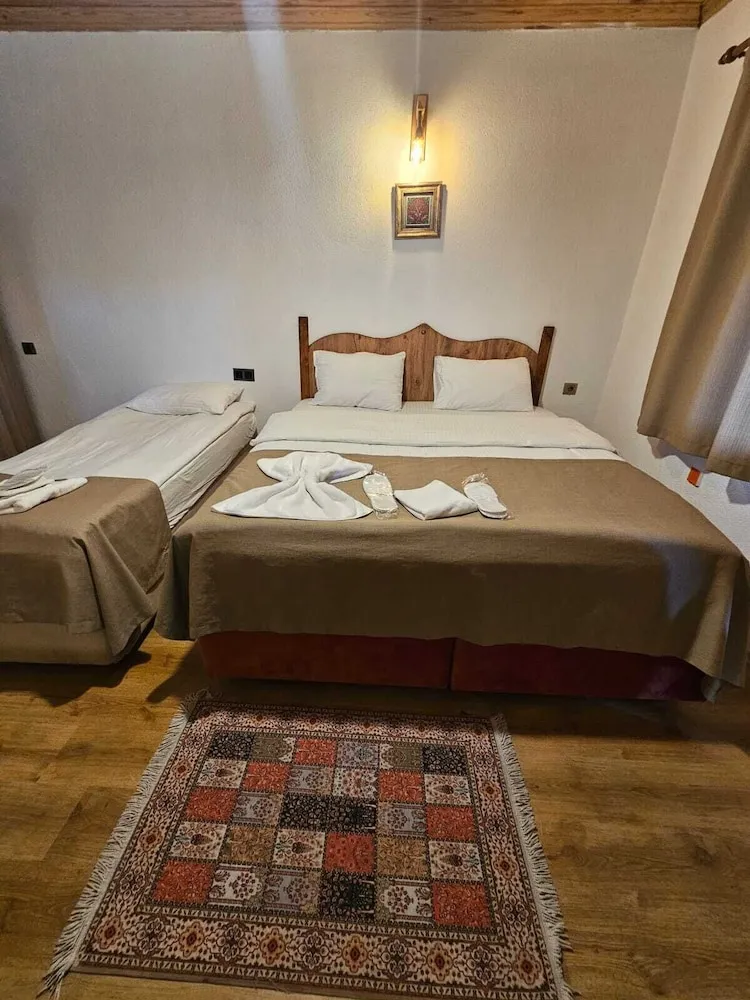 Family Üç Kişilik Oda