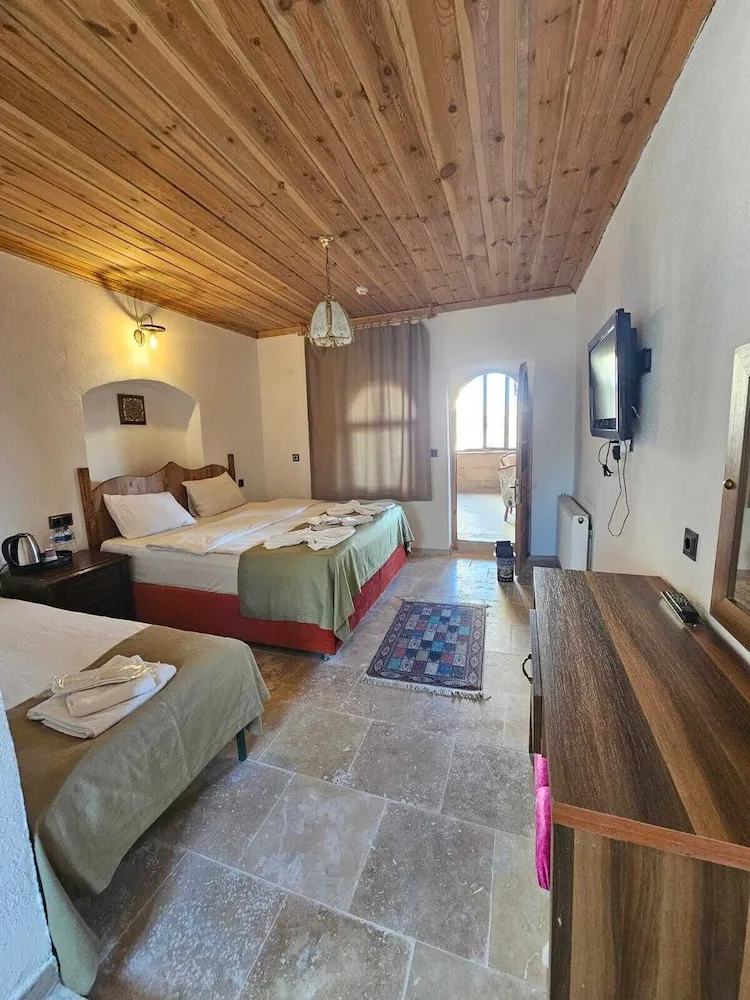 Family Üç Kişilik Oda