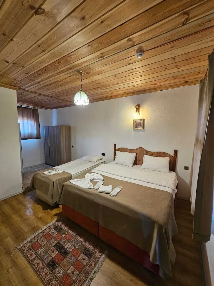 Family Üç Kişilik Oda