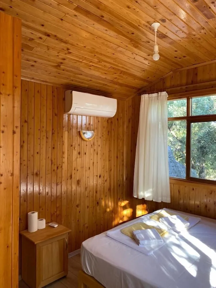 Basic Bungalov