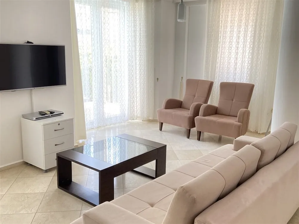 Royal Villa