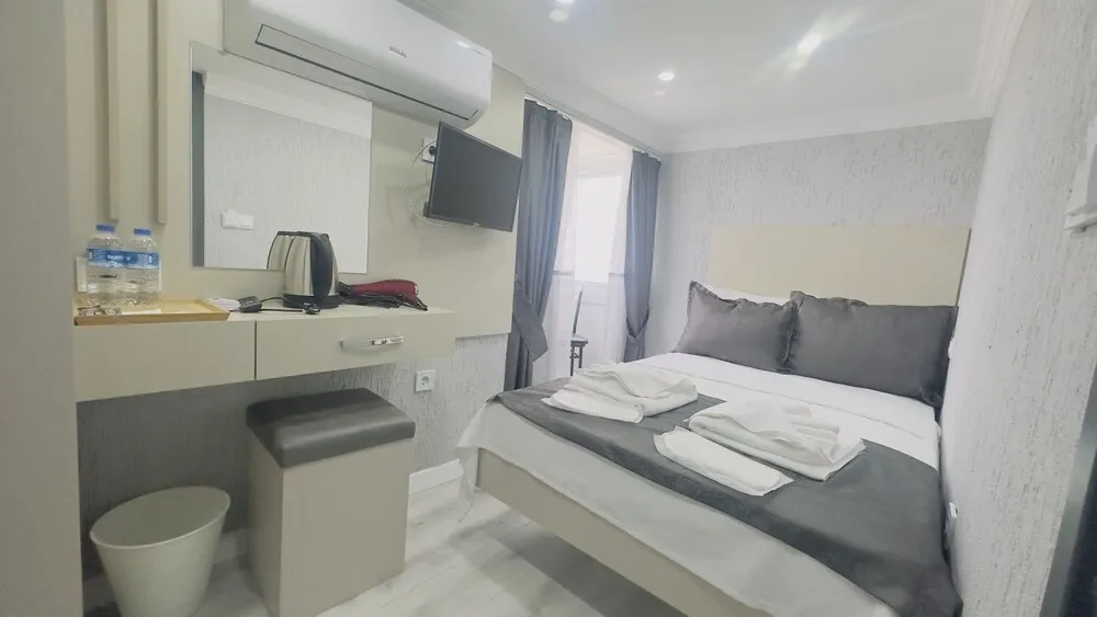 Deluxe Tek Kişilik Oda