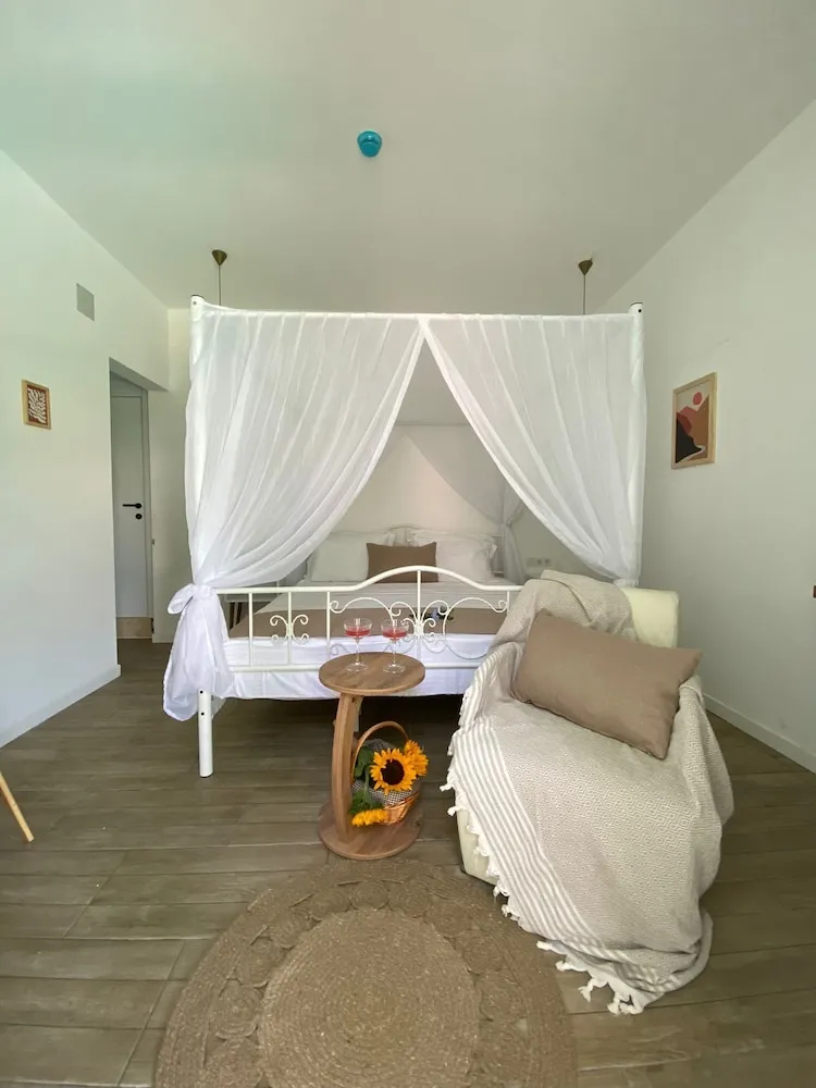 Superior Oda, 1 Yatak Odası, Şömine, Havuz Manzaralı