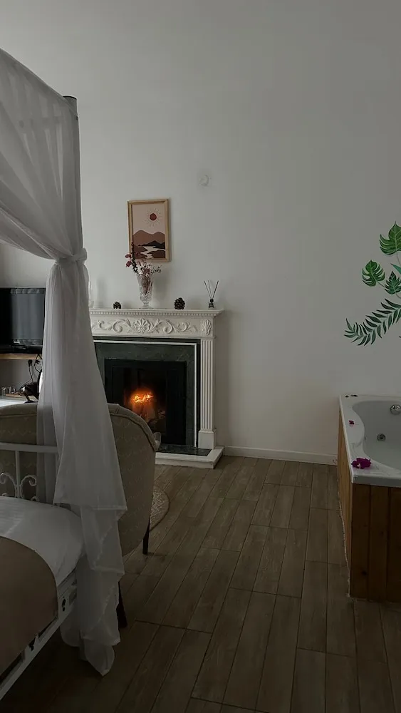 Junior Süit, Sıcak Su Küveti, Executive Katı