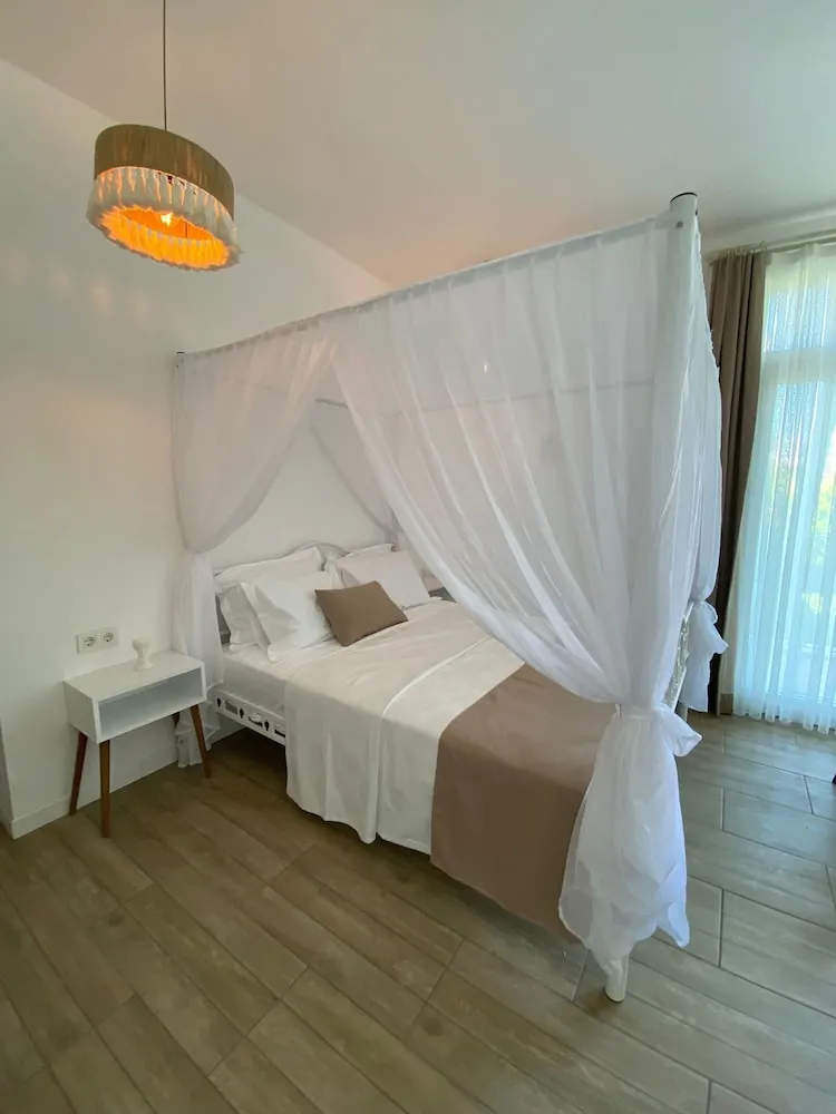 Junior Süit, Sıcak Su Küveti, Executive Katı