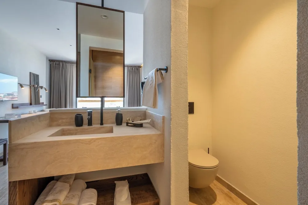 Deluxe Üç Kişilik Oda, Deniz Manzaralı