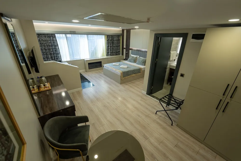 Deluxe Tek Büyük Yataklı Oda, 1 Çift Kişilik Yatak, Şömine