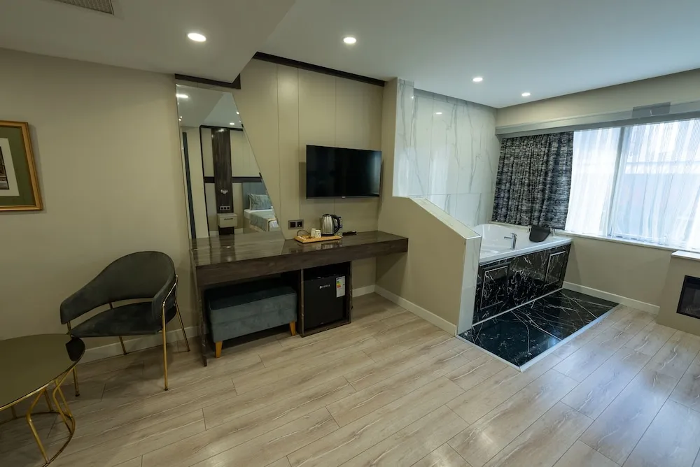 Deluxe Tek Büyük Yataklı Oda, 1 Çift Kişilik Yatak, Şömine