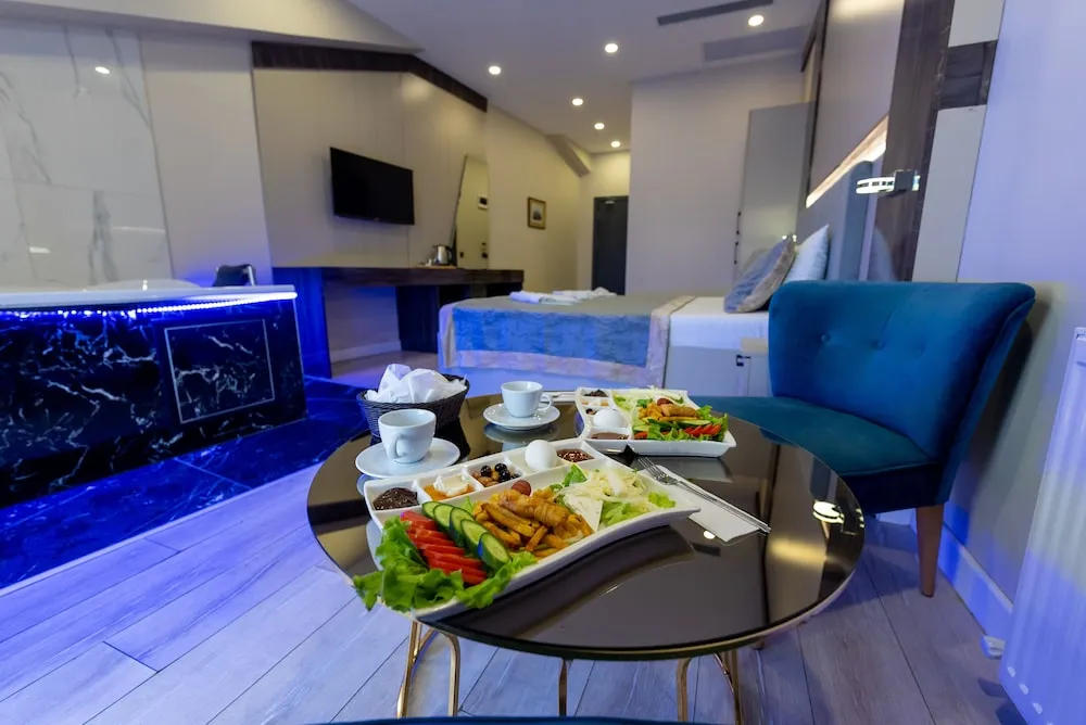 Deluxe Tek Büyük Yataklı Oda, 1 Yatak Odası, Balkon