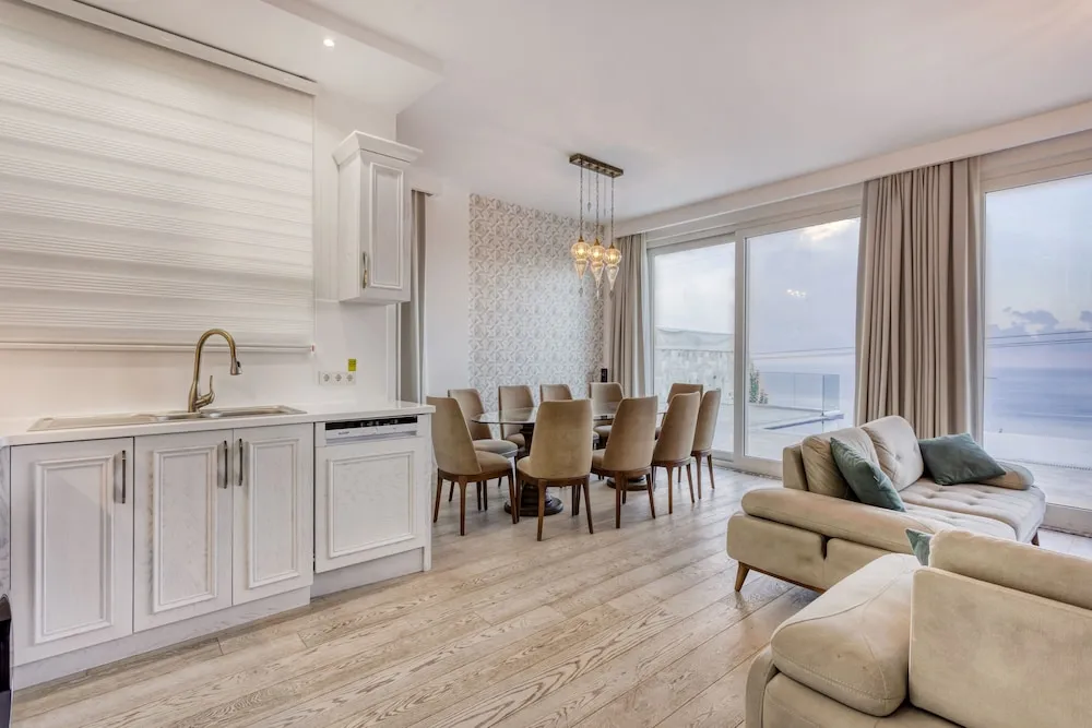 Deluxe Villa, 5 Yatak Odası, Kişiye Özel Havuzlu, Deniz Manzaralı