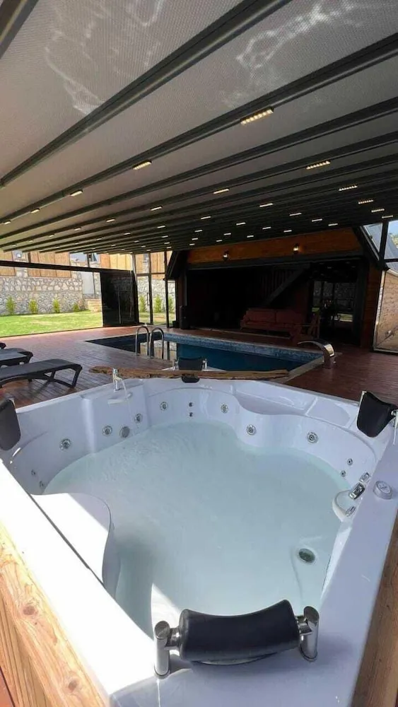 Luxury Bungalov