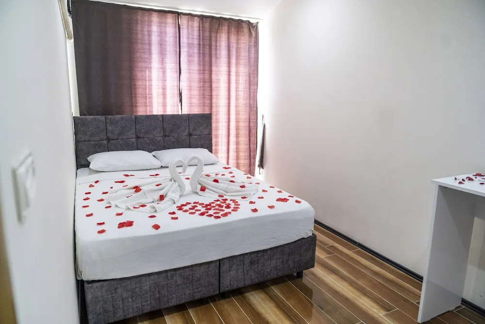 Honeymoon Çatı Katı Süiti (Penthouse)