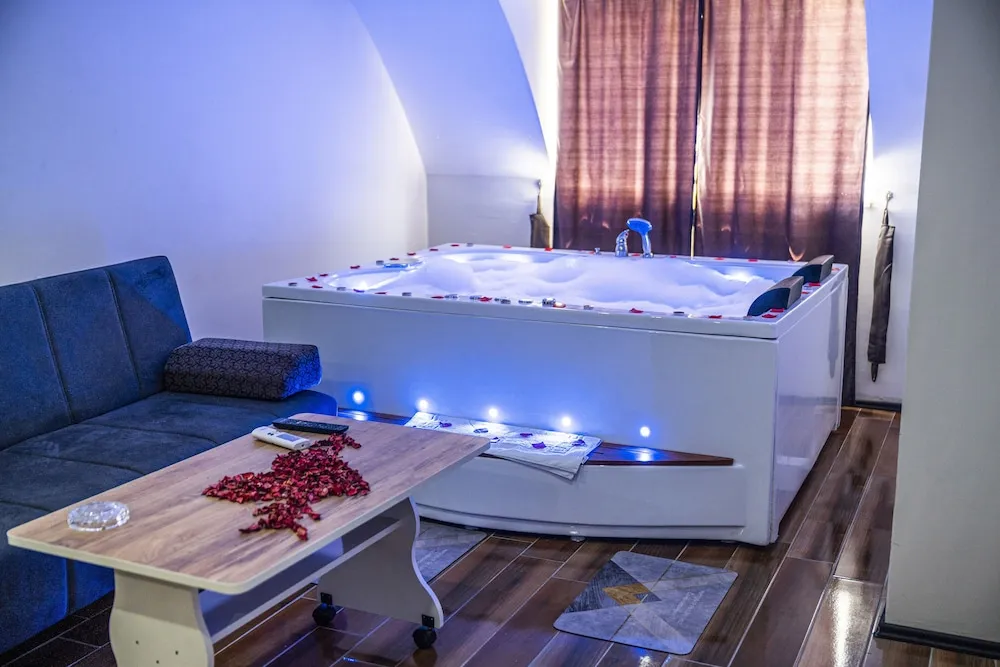 Honeymoon Çatı Katı Süiti (Penthouse)