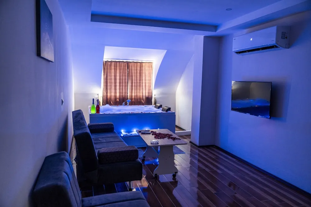 Honeymoon Çatı Katı Süiti (Penthouse)