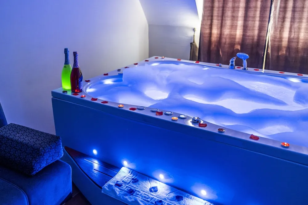 Honeymoon Çatı Katı Süiti (Penthouse)