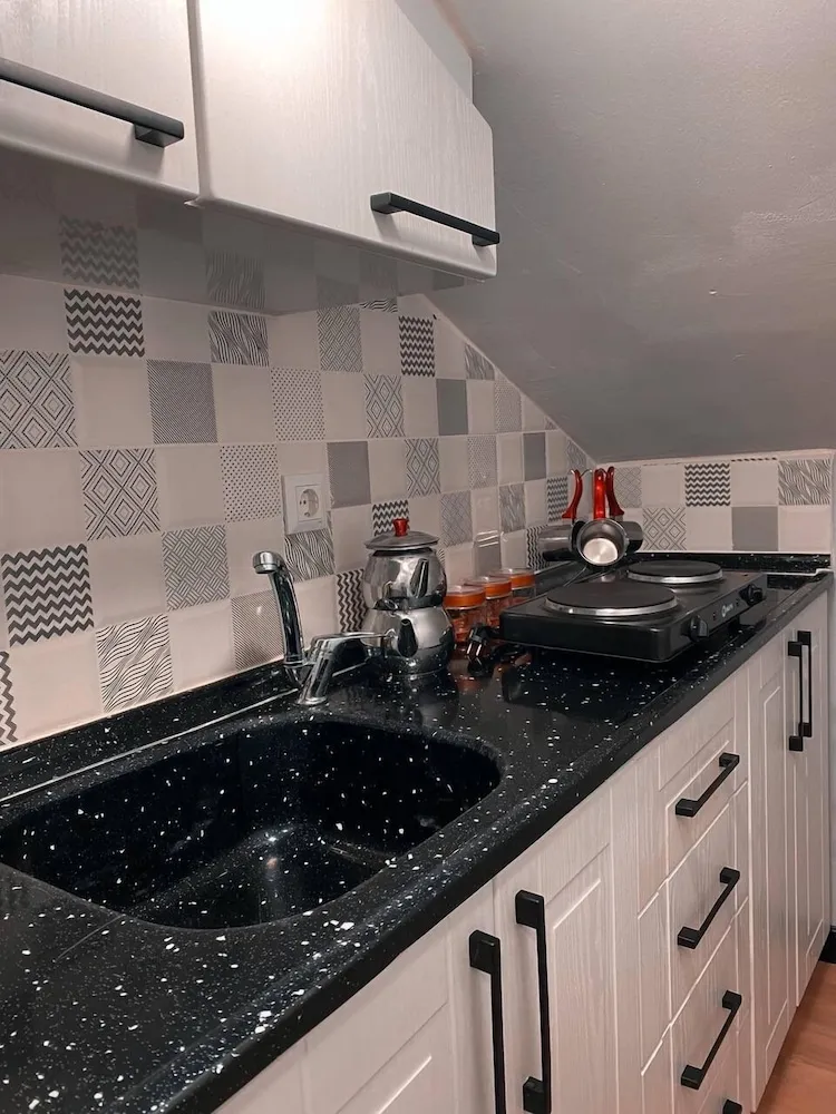 Economy Çatı Katı (Loft)