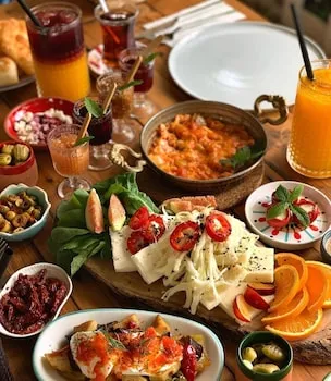 Costalinn Premium Çeşme +12
