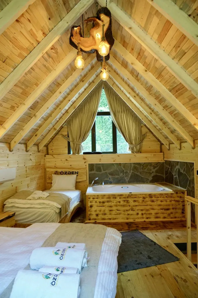 Deluxe Bungalov
