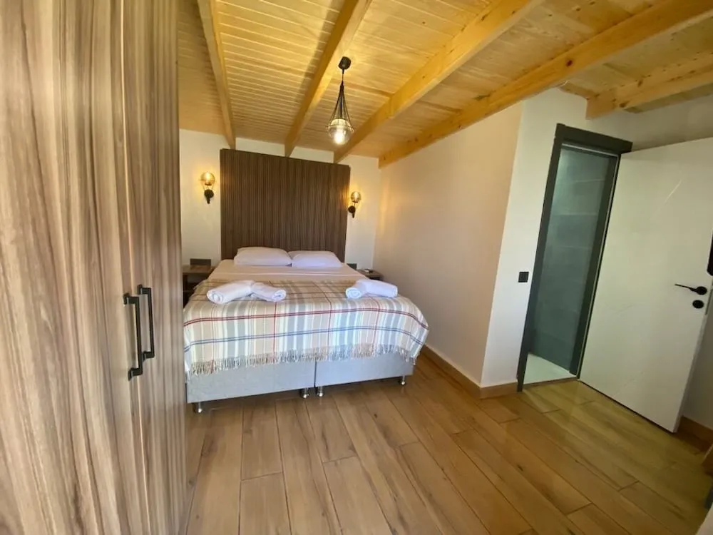 Superior Oda, 1 Çift Kişilik Yatak, Veranda, Bahçe Manzaralı