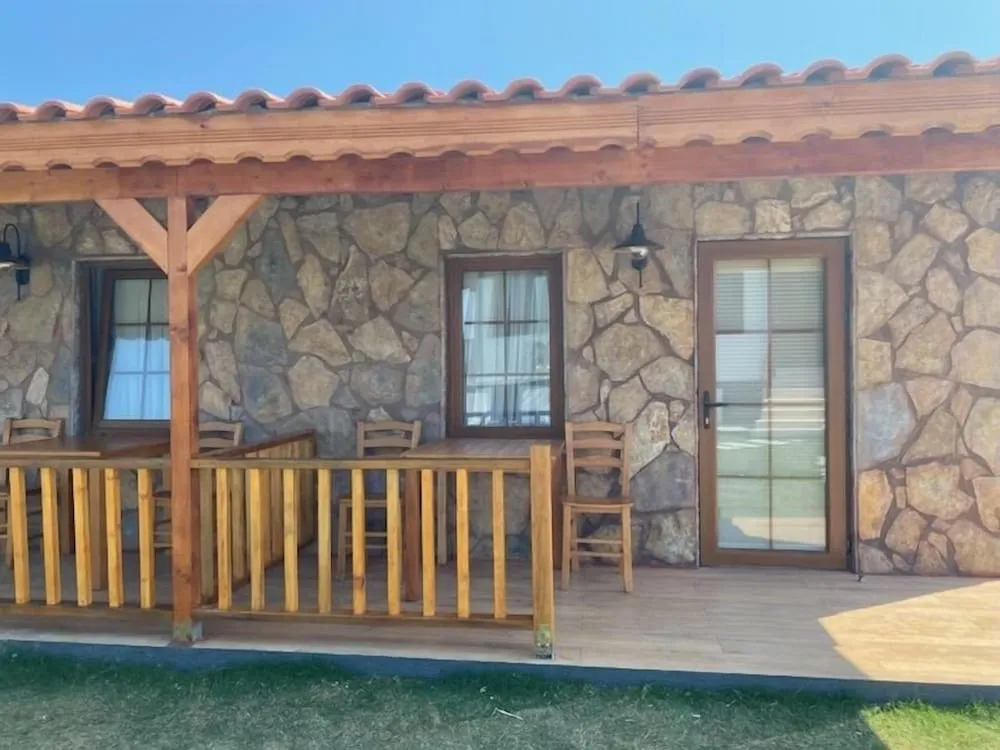 Superior Oda, 1 Çift Kişilik Yatak, Veranda, Bahçe Manzaralı