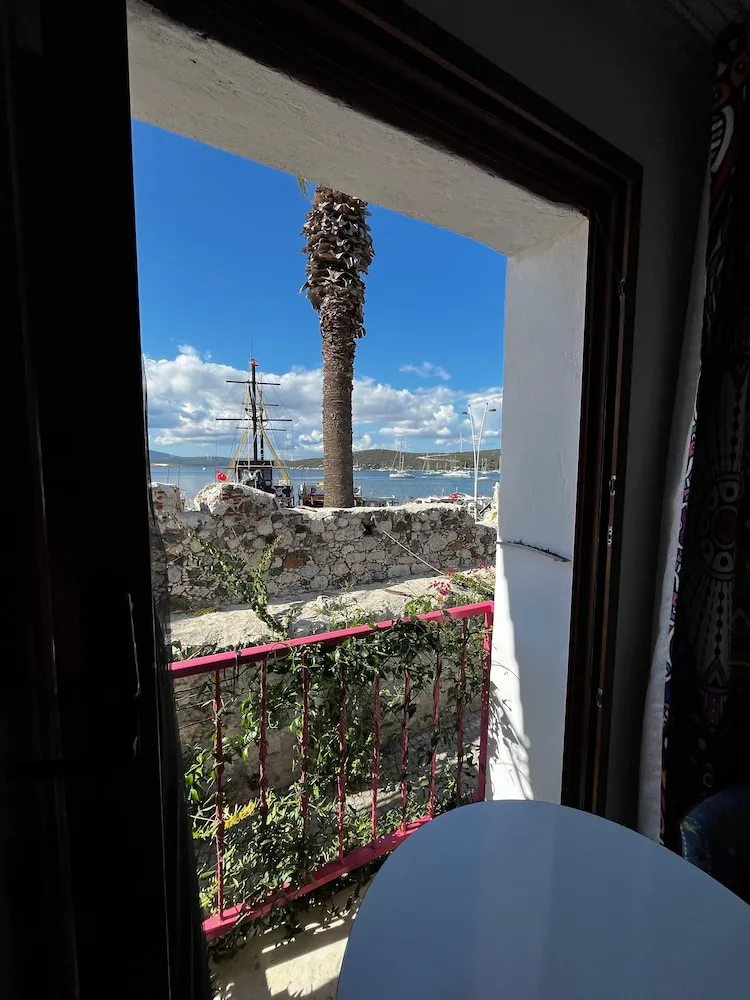 Panoramic Oda, 1 Büyük (Queen) Boy Yatak, Deniz Manzaralı